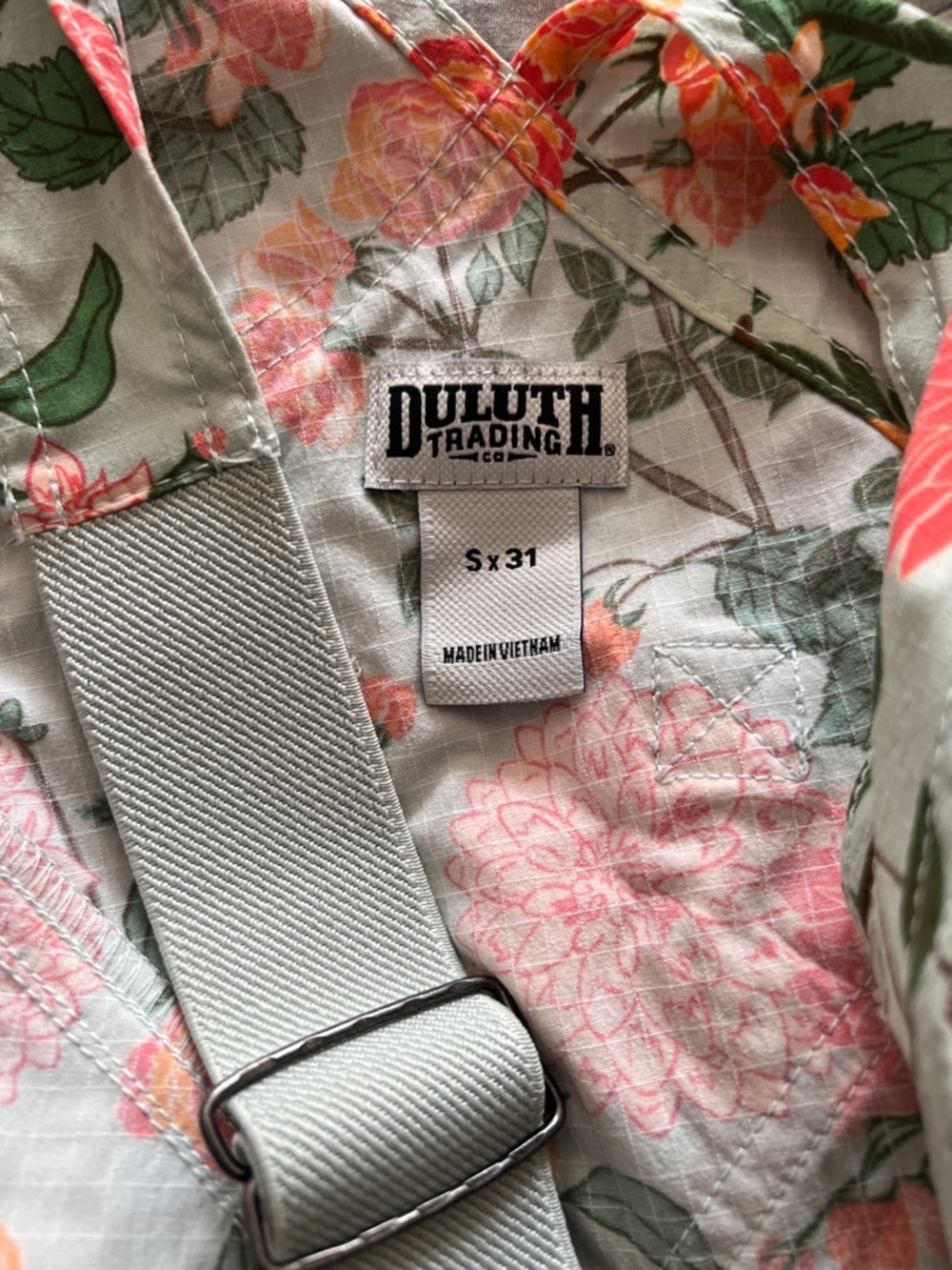 Duluth Trading Co Floral Printed Jumpsuit Overalls in Mint, Coral & Green - Picture 5 of 5